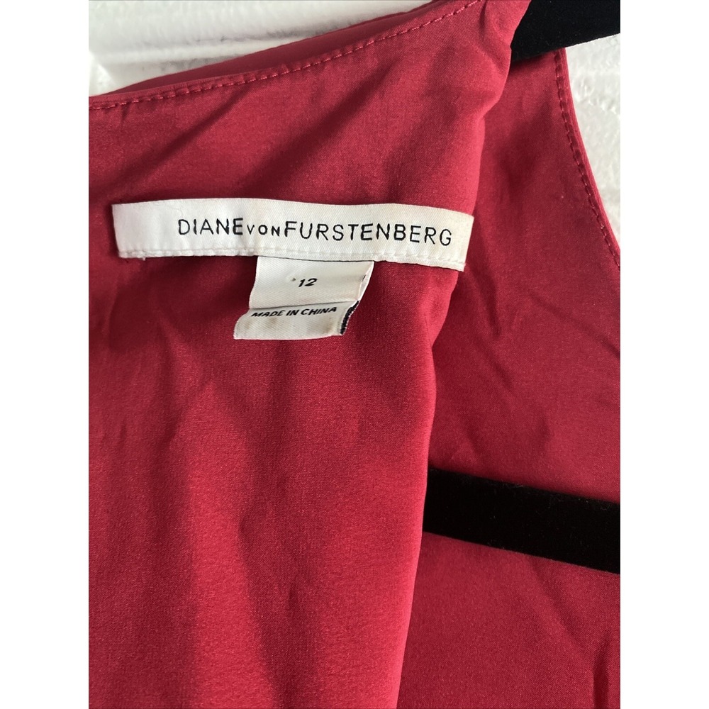 Diane von Furstenberg Drop Waist Shift Dress Womens Size 12 Red Pleated Designer - Picture 7 of 8